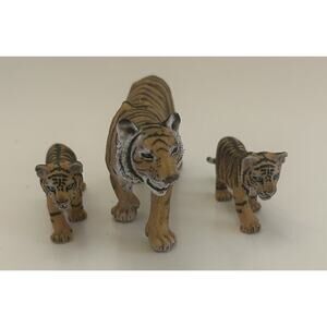 Schleich Bengal Adult Tiger and 2 Cubs D-73527 Am Limes 69 Figures (Lot of 3)